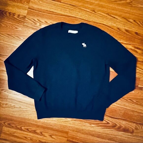 abercrombie kids Boys Navy Blue Pullover Sweater Crew Neck Size Medium Soft - Picture 1 of 10